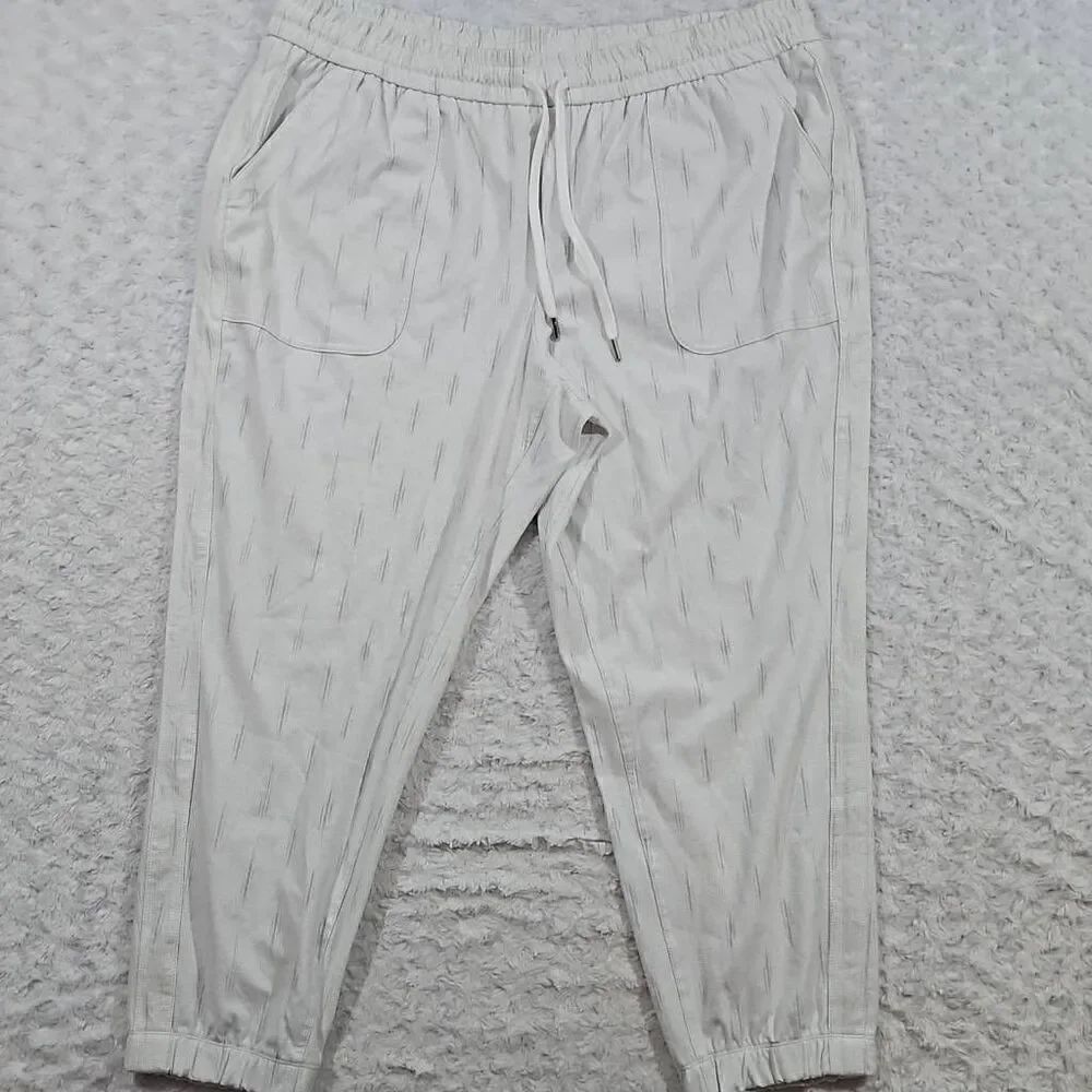 Athleta Farallon Printed Jogger Womens Size 22 NWOT Spliced Magic Veil Grey